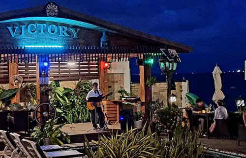 Victory Beach Bar and Restaurant, Lord Nelson Hotel Thailand